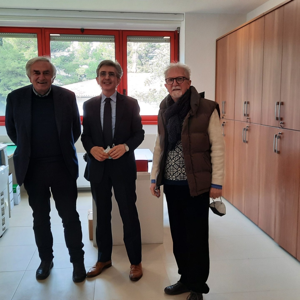 Prof. Santilocchi Rodolfo il Presidente Orlandi il Presidnte Santoro.jpg università agraria 2022